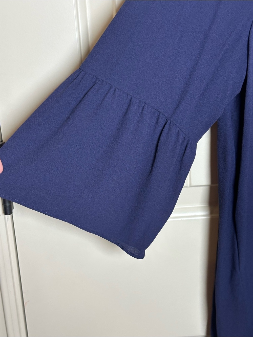 Eileen Fisher Womens Blouse Navy 100% Silk Georgette Crepe Bell Sleeve Sample S - Picture 4 of 9